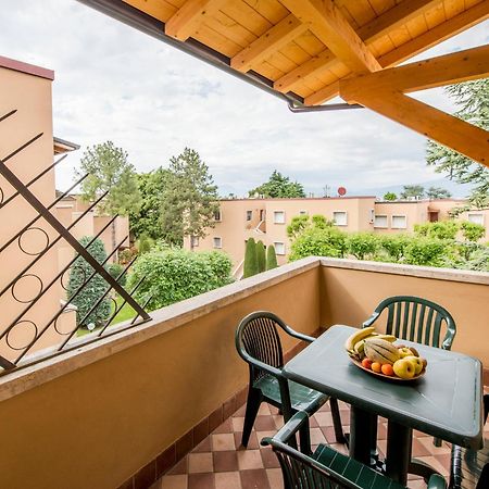Italianflat - Peschiera Residence เปสเคียรา เดล การ์ดา ภายนอก รูปภาพ