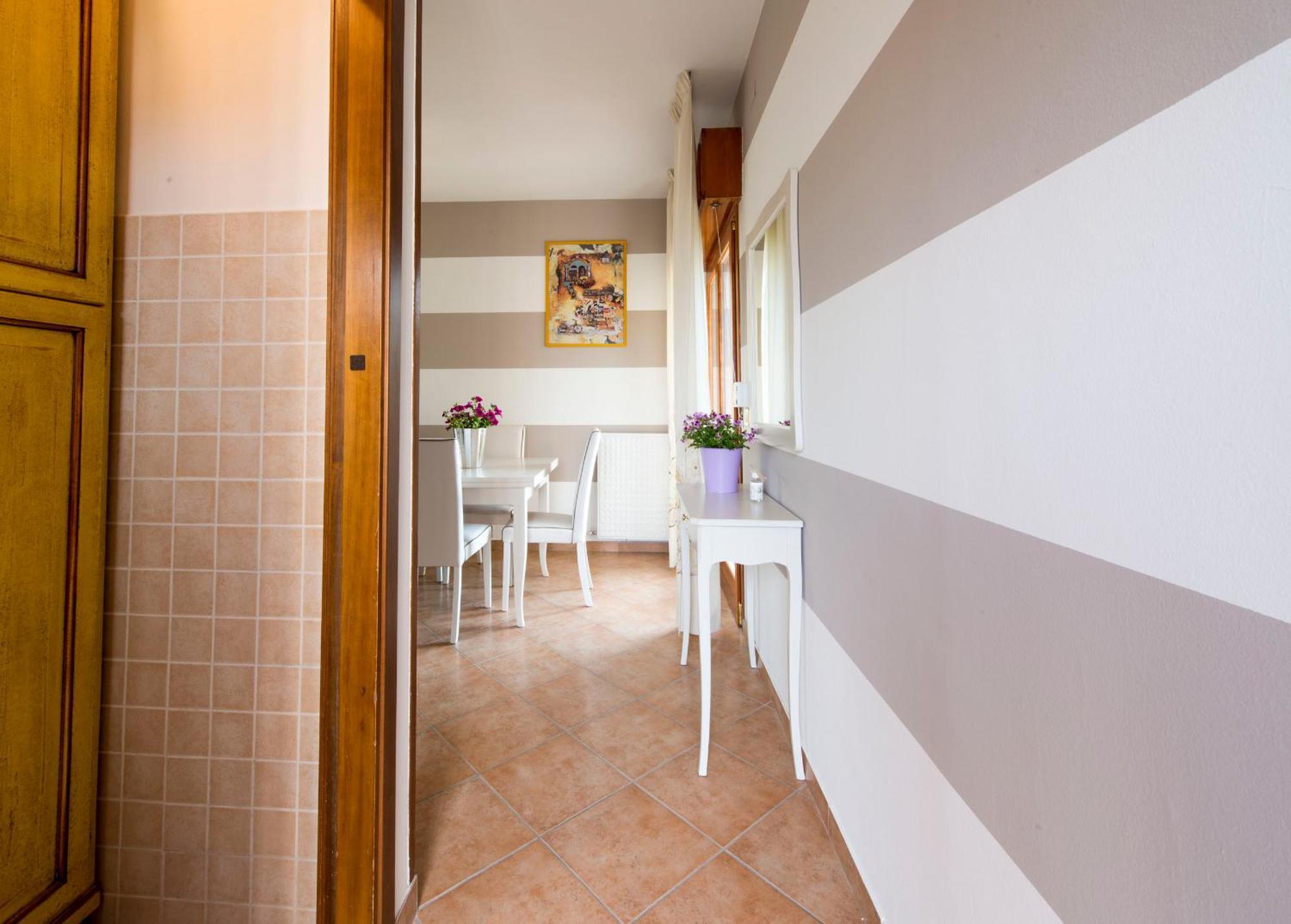 Italianflat - Peschiera Residence เปสเคียรา เดล การ์ดา ภายนอก รูปภาพ