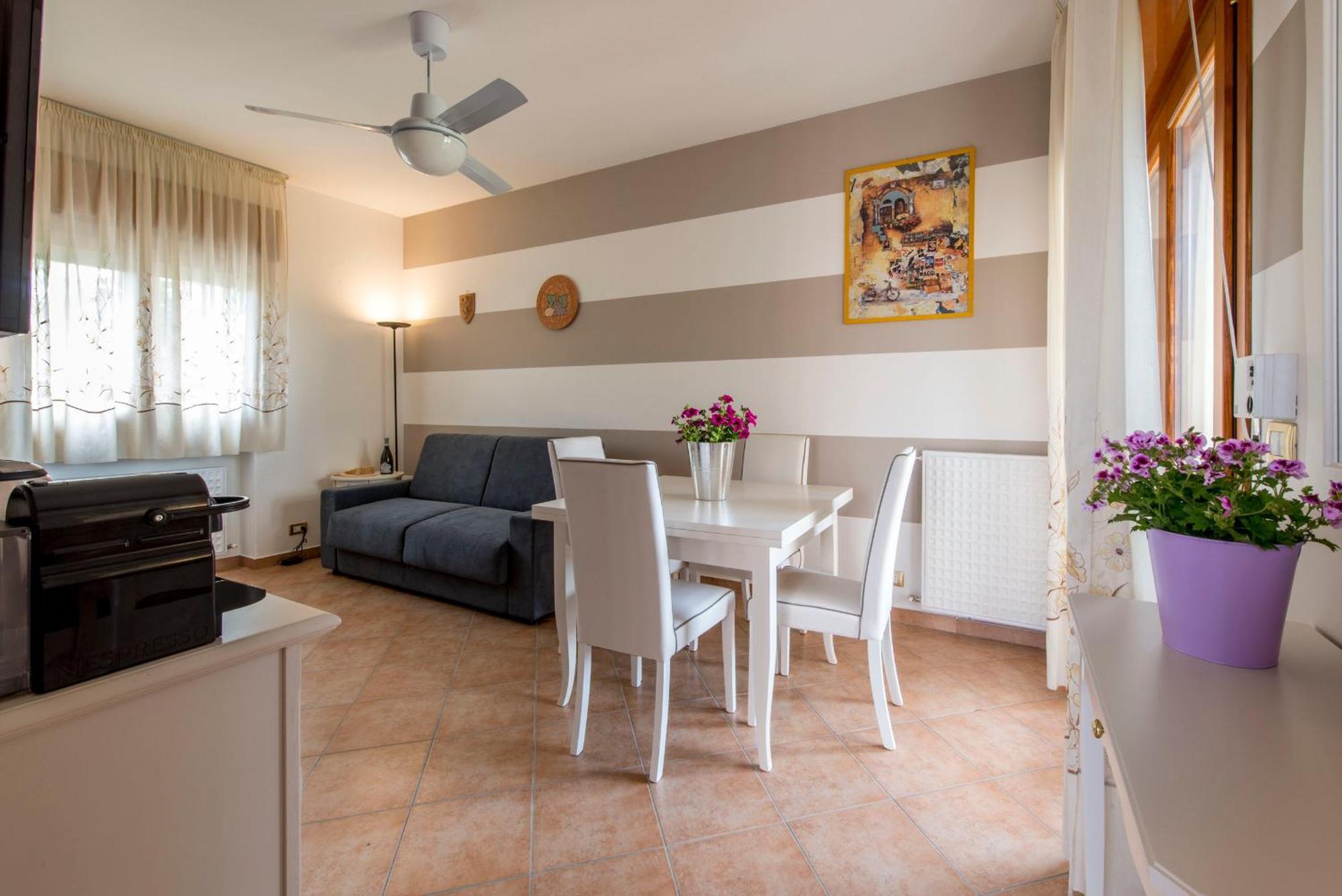 Italianflat - Peschiera Residence เปสเคียรา เดล การ์ดา ภายนอก รูปภาพ